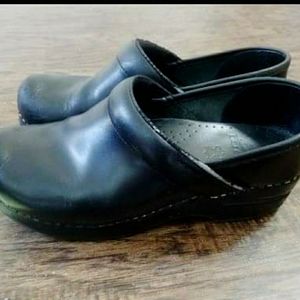 Dansko Black Matte Leather Clogs